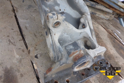 Траверса рамыпоперечная (под двигатель в сборе) для Volvo TRUCK FH с 2002-2008г (ФШ)