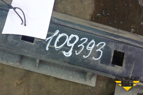 Пыльник радиатора правый (20561710) для Volvo TRUCK FH с 2002-2008г (ФШ)