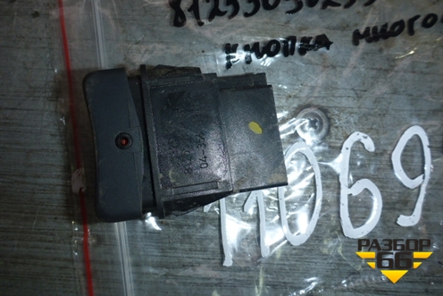 Кнопка (см.фото) (81255030255) для MAN TGA 4-Series  с 2000-2008г (ТГА)