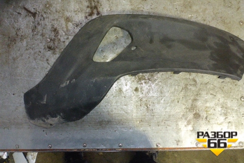 Накладка переднего бампера правая (под парктроник) для Volvo V40 Cross Country с 2012г (М40 Кросс Кантри)