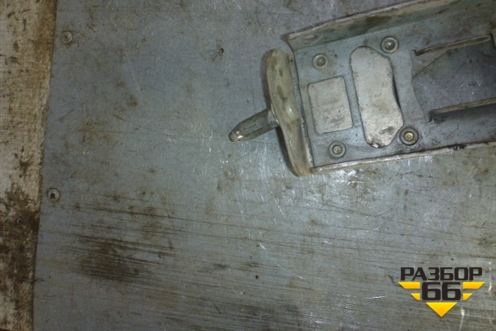 Кронштейн радиатора левый  (рамка) для Volvo TRUCK FH с 2002-2008г (ФШ)