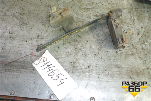 Кронштейн трубок  (радиатора правый) для Iveco Stralis с 2007г (Стралис)