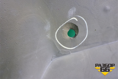 Накладка внутренняя (обшивка) (504068244) для Iveco Stralis с 2007г (Стралис)