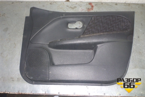 Обшивка двери передней правой под электрику для Nissan Note (Е11) с 2005-2013г (Нот)
