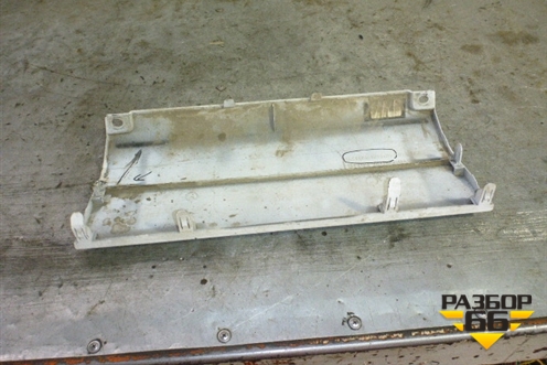 Накладка заднего бампера для Toyota Land Cruiser (100) с1998-2007г (Ленд Крузер)