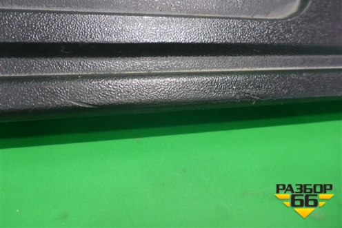 Накладка подножки правой (517716A130) для Toyota Land Cruiser Prado(150) с 2009г (Ленд Крузер Прадо)