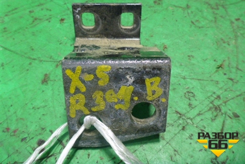 Петля двери задней правой верхняя (41528269840) для BMW X5 Е53 с 1999-2007г (Х5 Е53)