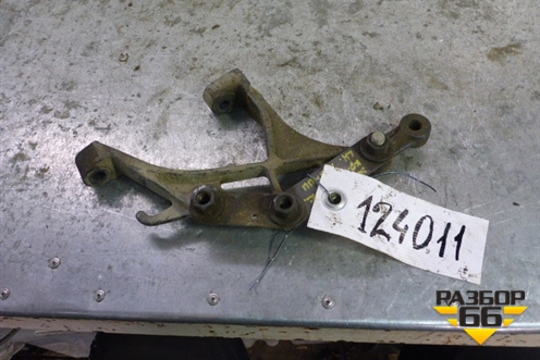 Кронштейн крепления аккумуляторного ящика для Scania 5 R Series с 2004-2016г