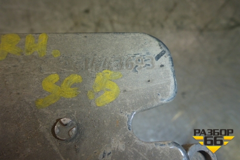 Кронштейн е (крепление шумоизоляции) (1443693) для Scania 5 R Series с 2004-2016г