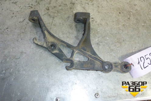 Кронштейн крепления аккумуляторного ящика (1477482) для Scania 5 R Series с 2004-2016г