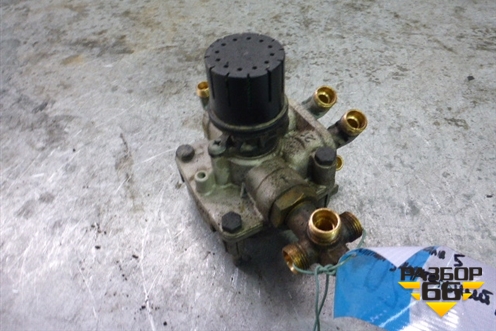 Клапан ускорительный (1425183) для Scania 5 R Series с 2004-2016г