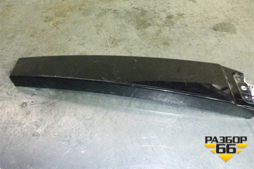 Накладка стойки (центральной левой) для Volkswagen Touareg c 2002-2010г (Туарег)