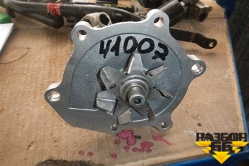 Насос водяной (4.5л,бензин,новый) для Toyota Land Cruiser (100) с1998-2007г (Ленд Крузер)