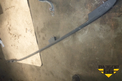 Рейлинг на крышу правый для Volvo XC70 с 2007г (ХС70)