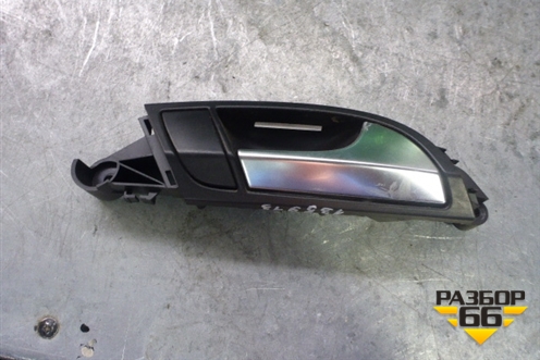 Ручка внутренняя двери передней правой для Audi Q7 c 2005-2015г (Ку 7)