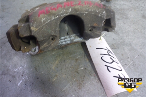 Суппорт передний левый для Renault Megane 2 с 2002-2009г (Меган)