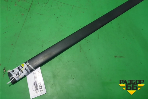 Накладка двери задней правой (новая) (7M3853526) для Volkswagen Sharan с 2004-2010г (Шаран)