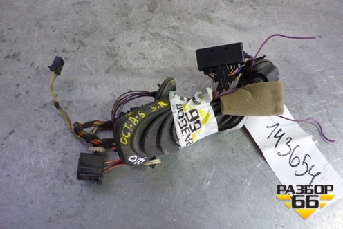 Проводка двери задней правой для Skoda Octavia (А5) с 2004-2013г (Октавия)