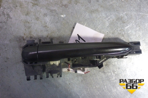 Ручка наружная двери задней левой для Renault Megane 2 с 2002-2009г (Меган)