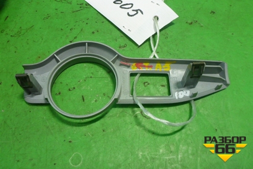 Накладка на торпедо (1Z1858417) для Skoda Octavia (А5) с 2004-2013г (Октавия)