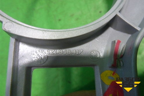 Накладка на торпедо (1Z1858417) для Skoda Octavia (А5) с 2004-2013г (Октавия)