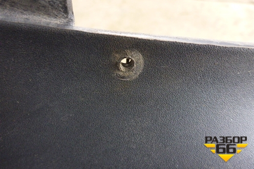 Накладка переднего крыла левого  (верхняя) (1364665) для Scania 5 R Series с 2004-2016г