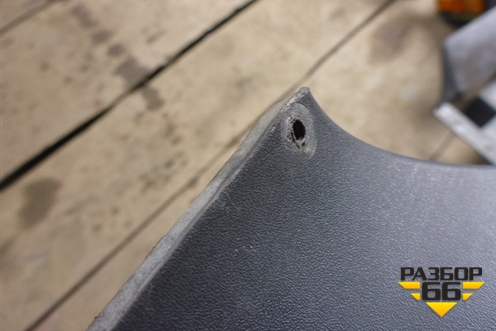 Накладка переднего крыла левого  (верхняя) (1364665) для Scania 5 R Series с 2004-2016г