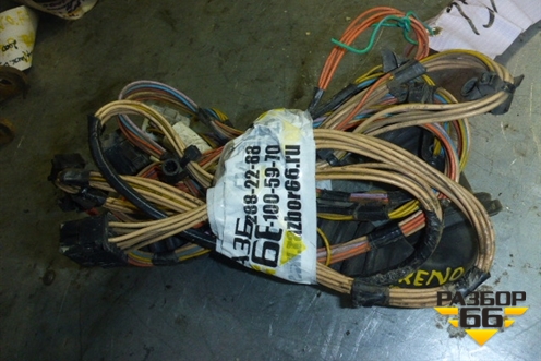 Проводка двери правой для Renault TRUCK Premium 2 с 2005-2013г (Премиум 2)