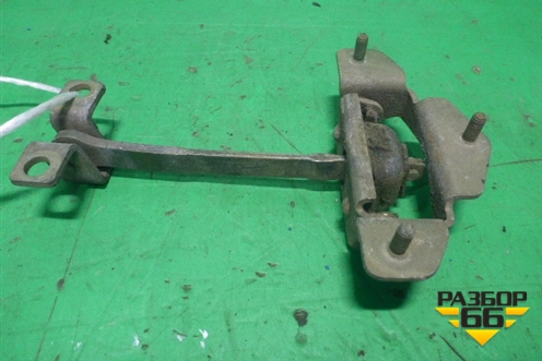 Ограничитель двери правой  (1930649) для Scania 5 R Series с 2004-2016г