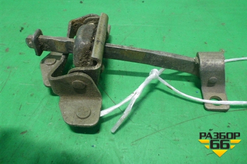 Ограничитель двери левой  (1930649) для Scania 5 R Series с 2004-2016г