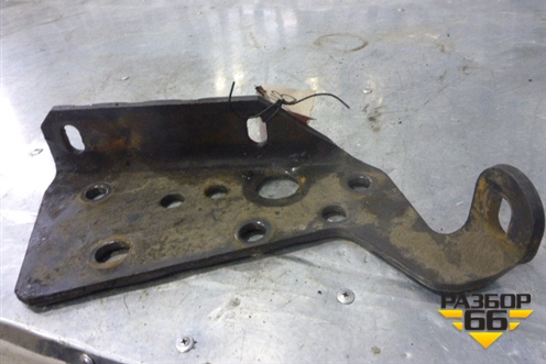 Кронштейн траверсы (задний правый) для Scania 5 R Series с 2004-2016г