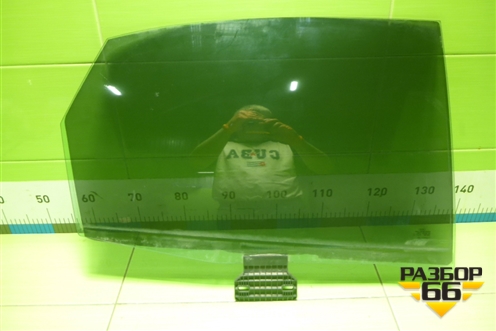 Стекло двери задней правой (седан) для Audi A4 (В7) с 2004-2009г (А4)