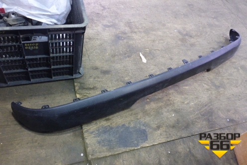 Накладка заднего бампера (новая) (9647526277) для Peugeot 1007 с 2005г