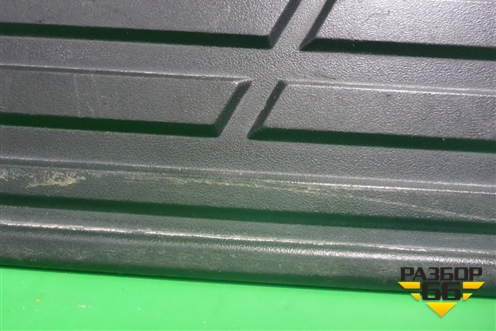 Накладка подножки правой (517716A130) для Toyota Land Cruiser Prado(150) с 2009г (Ленд Крузер Прадо)