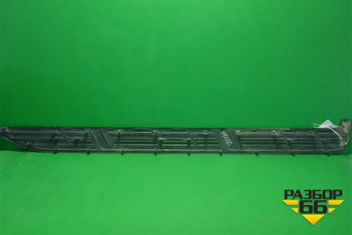 Накладка подножки правой (517716A130) для Toyota Land Cruiser Prado(150) с 2009г (Ленд Крузер Прадо)