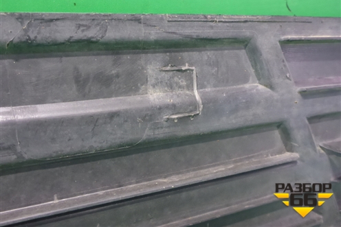 Накладка подножки правой (517716A130) для Toyota Land Cruiser Prado(150) с 2009г (Ленд Крузер Прадо)