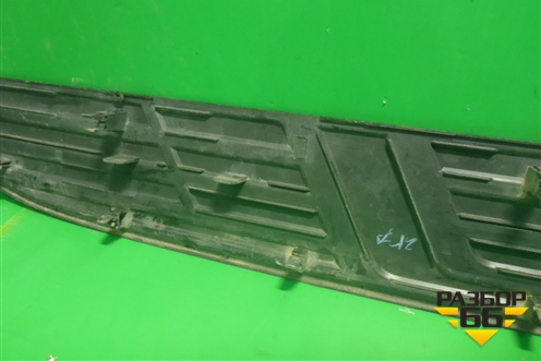 Накладка подножки правой (517716A130) для Toyota Land Cruiser Prado(150) с 2009г (Ленд Крузер Прадо)