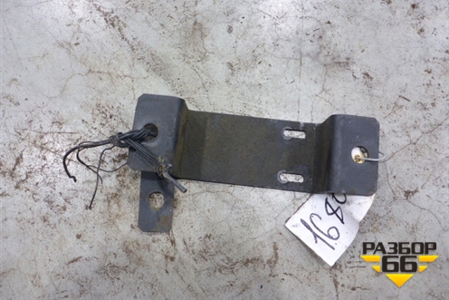 Кронштейн крепления цилиндра подъёма кабины для International 9800i