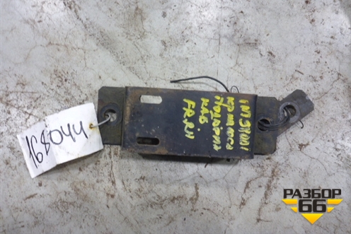 Кронштейн крепления цилиндра подъёма кабины для International 9800i