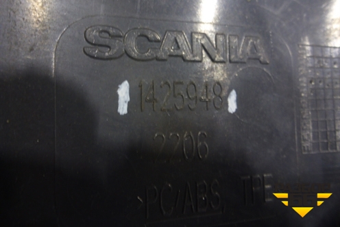 Накладка на торпедо (обдув лобового стекла) (1425948) для Scania 5 R Series с 2004-2016г