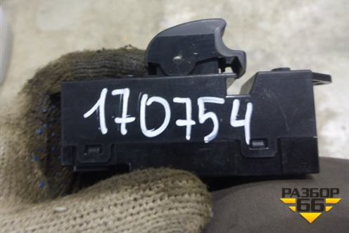 Кнопка стеклоподъёмника (задняя левая) (8608A101) для Mitsubishi Lancer-9  с 2003-2008г (Лансер)