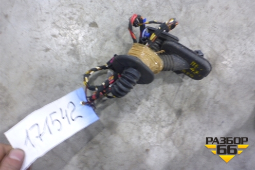 Проводка двери передней левой для Volkswagen Touareg c 2002-2010г (Туарег)