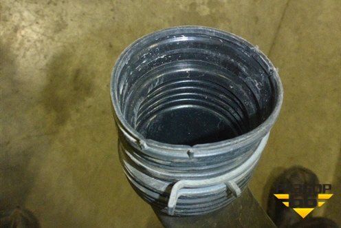 Патрубок воздушного фильтра (в сборе 4.2л) (7L6129627) для Volkswagen Touareg c 2002-2010г (Туарег)