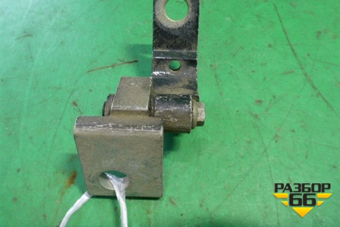 Петля двери задней правой верхняя (51769743) для Fiat Grande Punto с 2005г (Гранде Пунто)