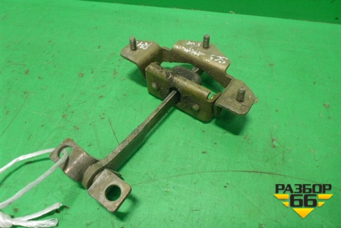 Ограничитель двери правой  (1930649) для Scania 5 R Series с 2004-2016г