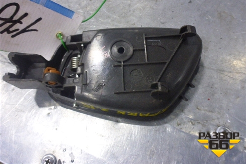 Ручка внутренняя двери задней правой для Chevrolet Spark с 2009-2016г (Спарк 3)