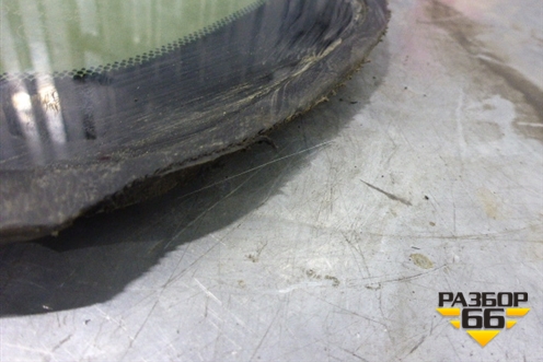 Стекло глухое левое для Toyota Land Cruiser (100) с1998-2007г (Ленд Крузер)