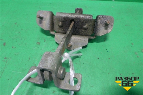 Ограничитель двери левой  (1930649) для Scania 5 R Series с 2004-2016г