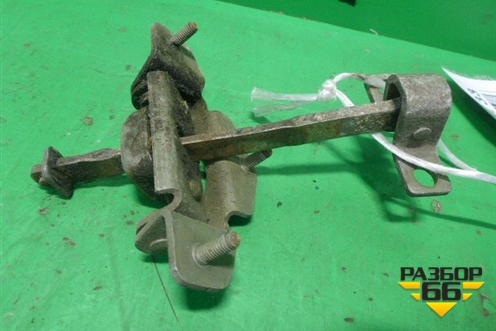 Ограничитель двери левой  (1930649) для Scania 5 R Series с 2004-2016г