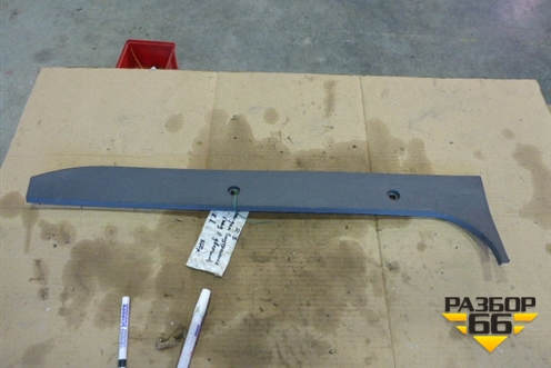 Накладка внутренняя (над правой дверью) (1396564) для Scania 5 R Series с 2004-2016г